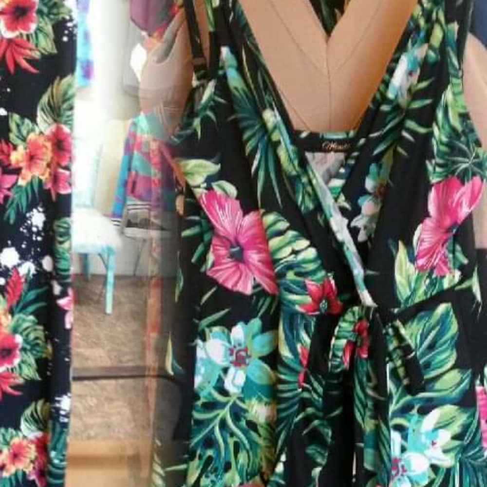 🦜🦜Romper - Picture 2 of 2